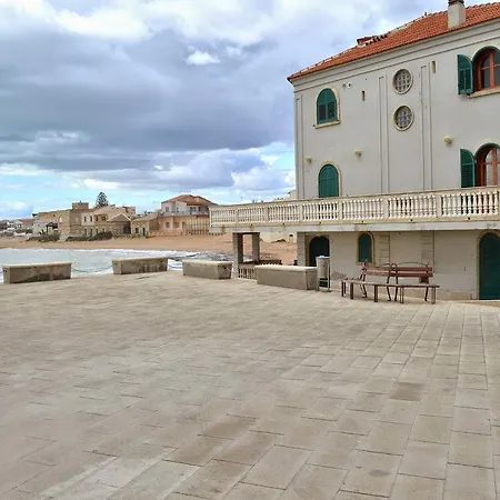 Aria Di Mare Bed and breakfast